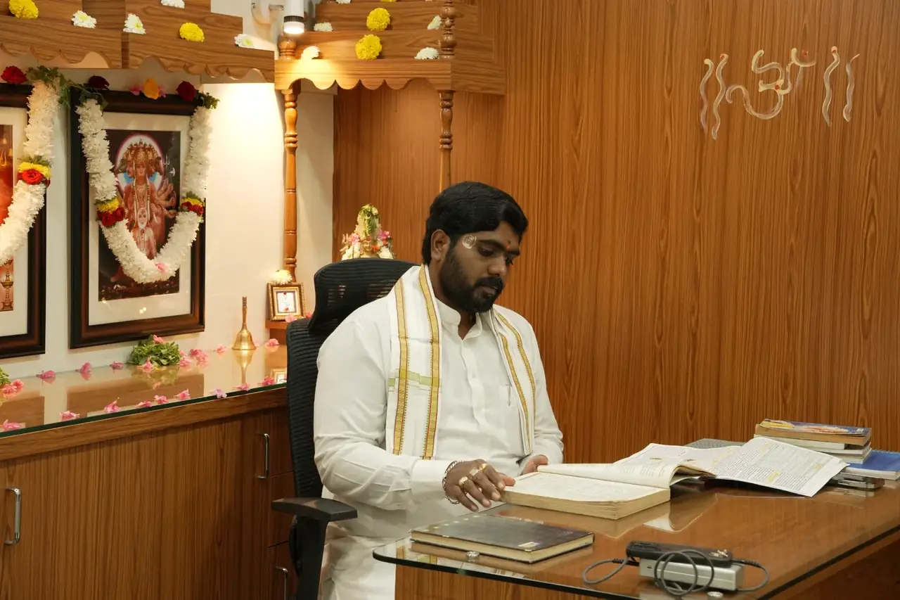 Sri Mahantesh reviewing Vedic astrology material